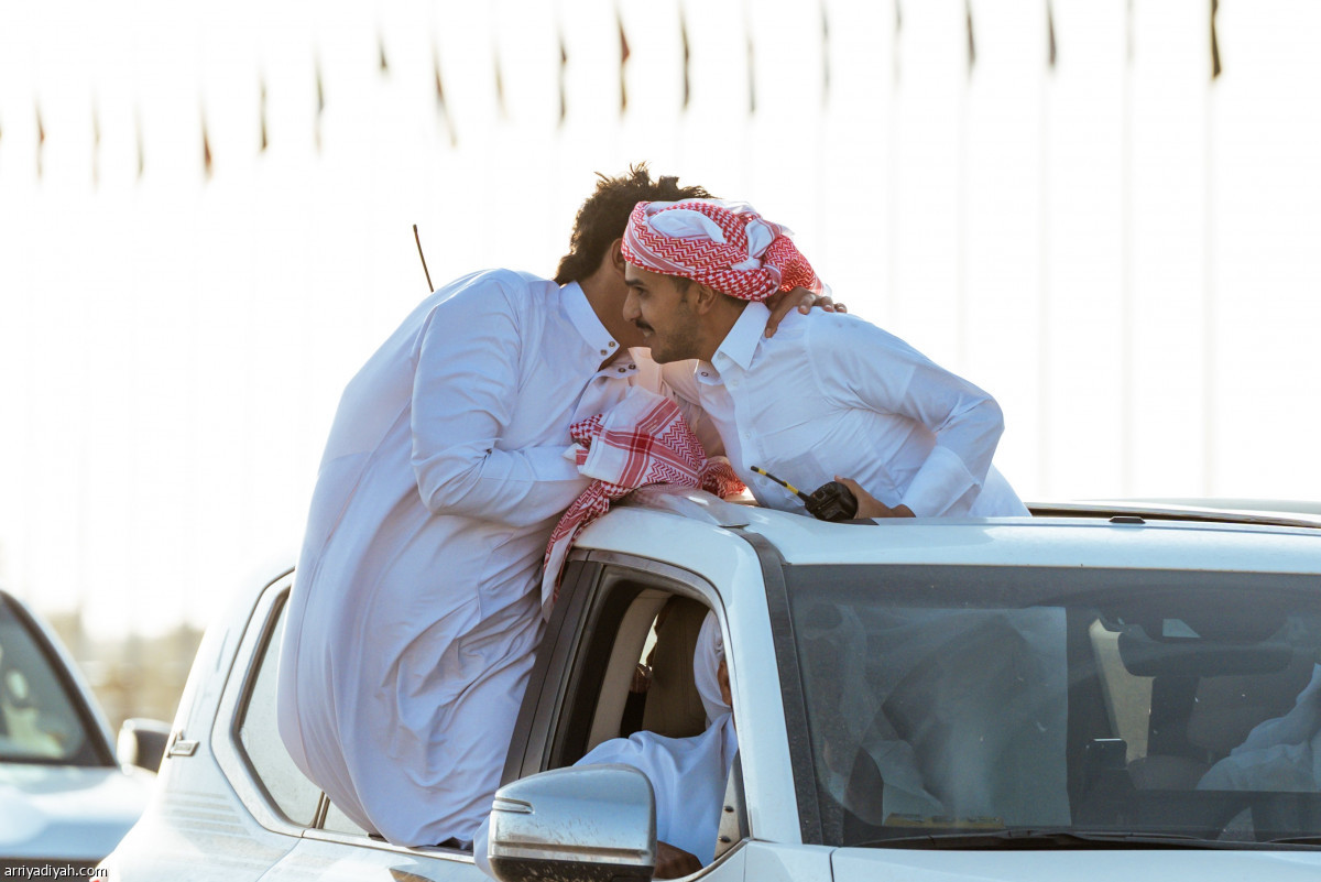 متابعة وترقب