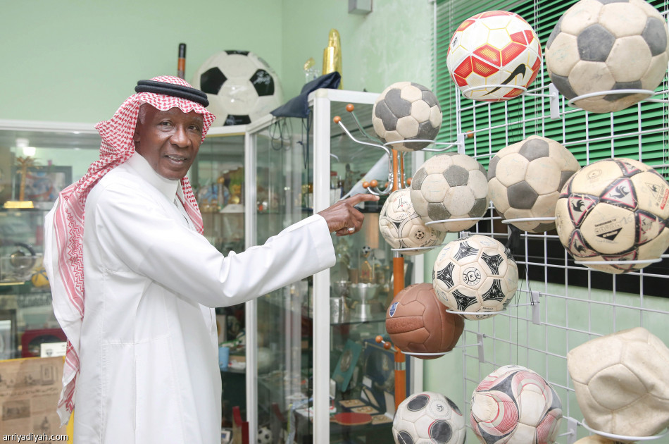 أحمد عيد: 
قلت: «لا» لعبد الله بن مساعد