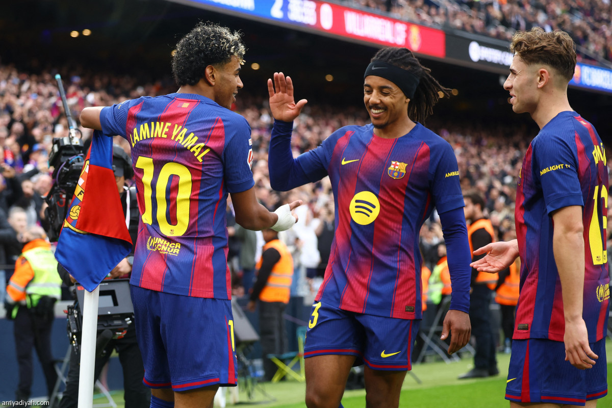 «هاتريك» تاريخي