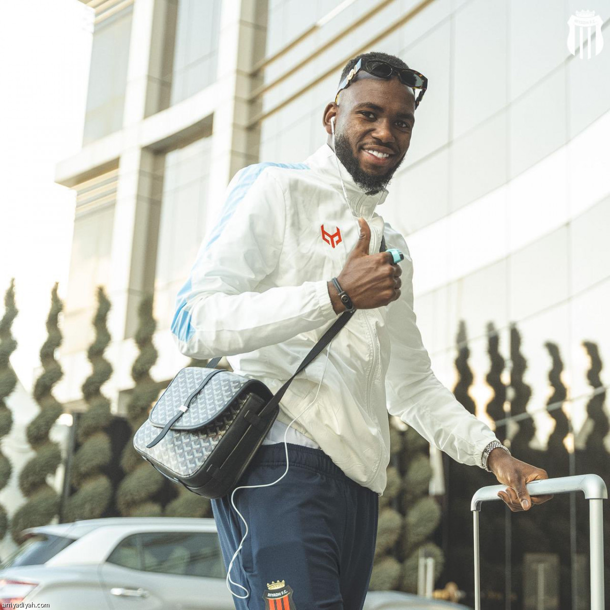 «المدرسة» في أبها