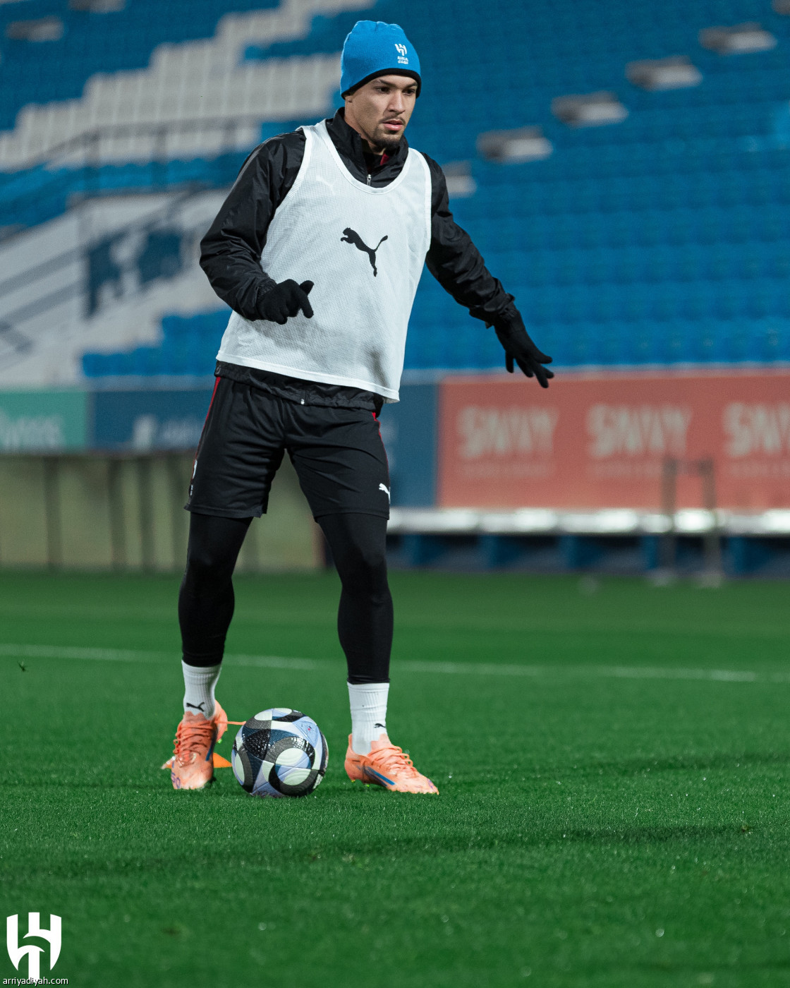 الأزرق يتحضر