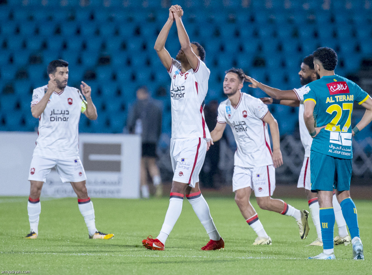 الرائد يعود