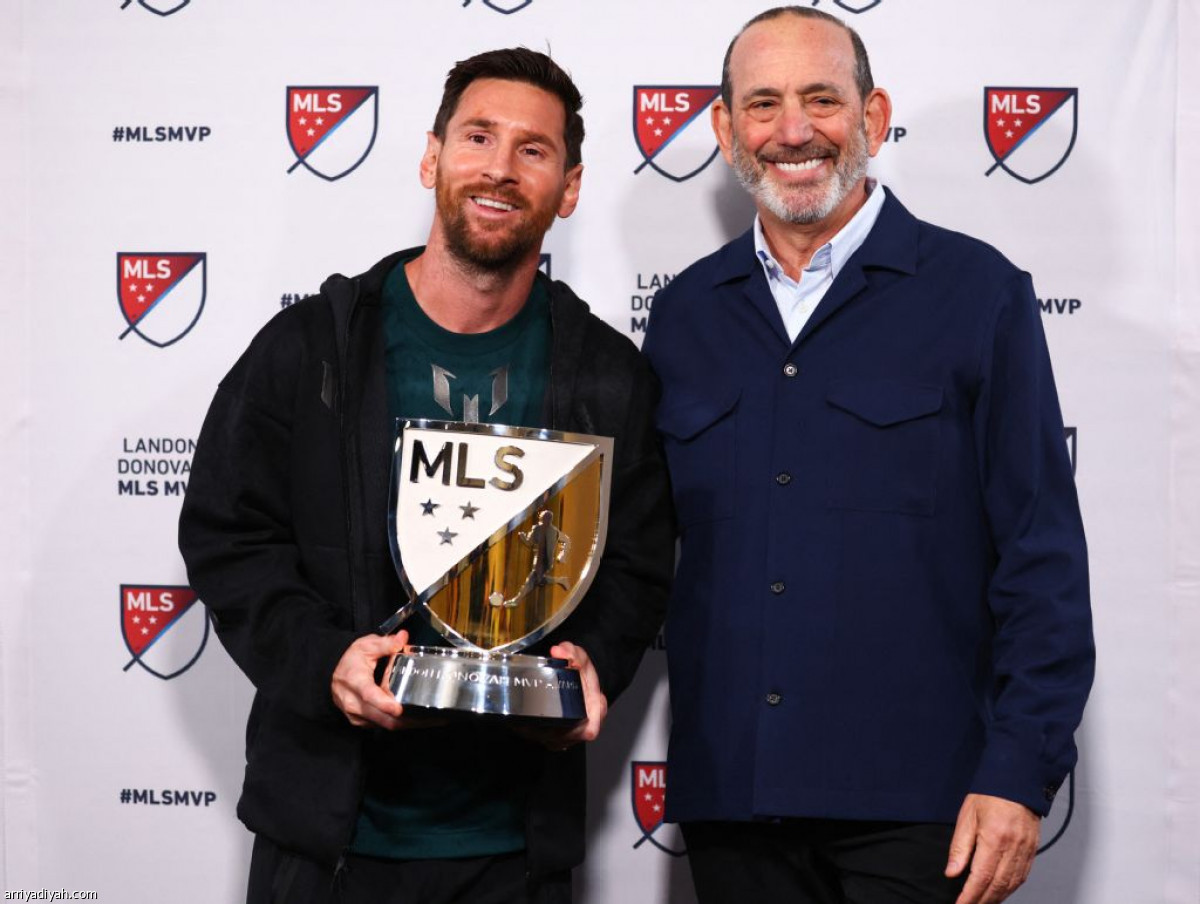 ميسي الأفضل