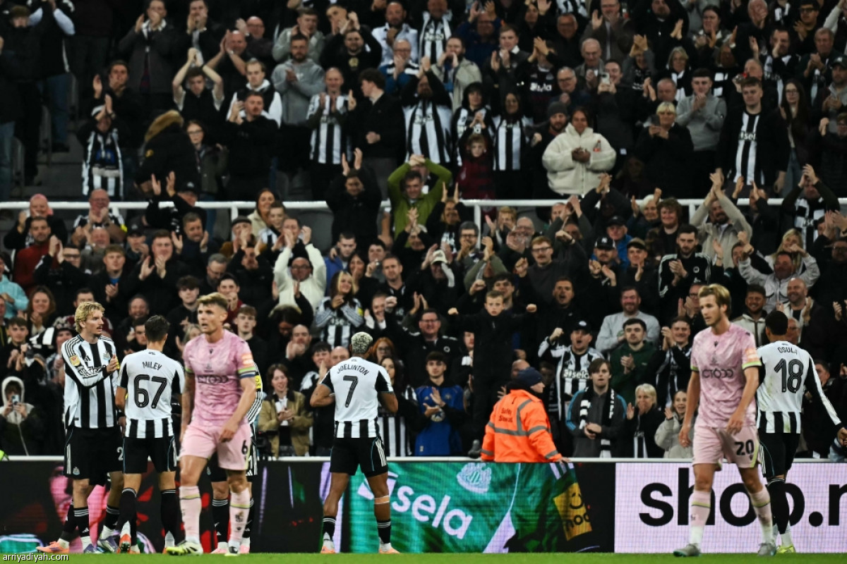 نيوكاسل يعبر