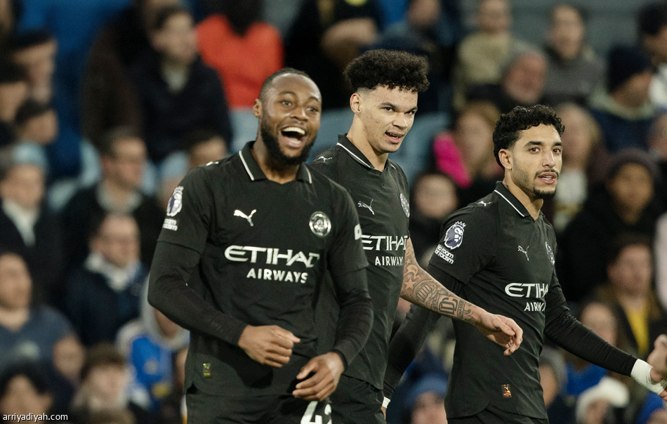 جوارديولا أفضل مدرب.. وسيمينيو يكسر احتكار هالاند