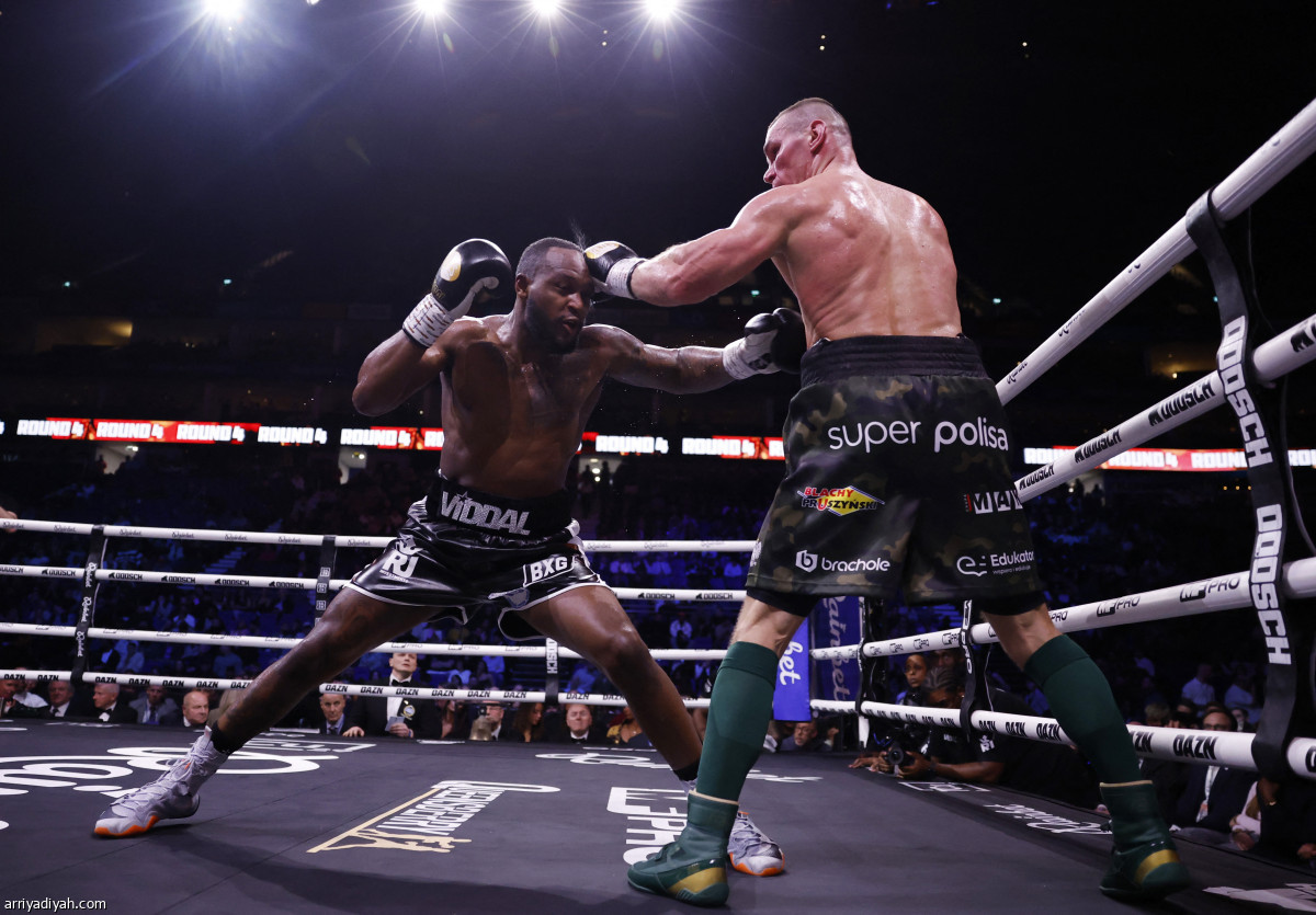 رايلي يحسم النزال