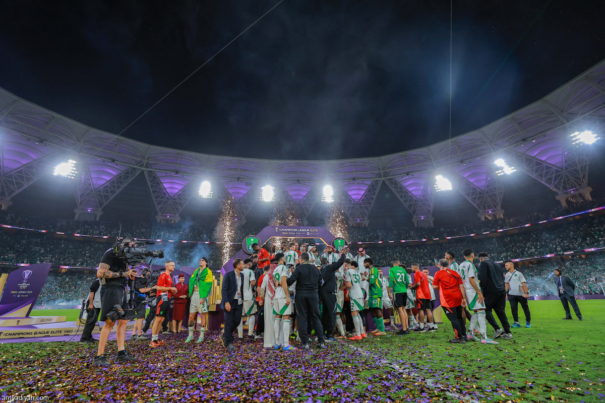 تتويج تاريخي