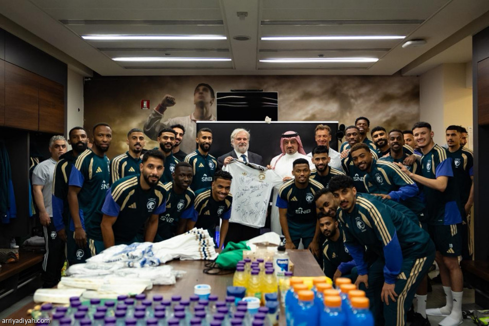 سفير صربيا يزور الأخضر