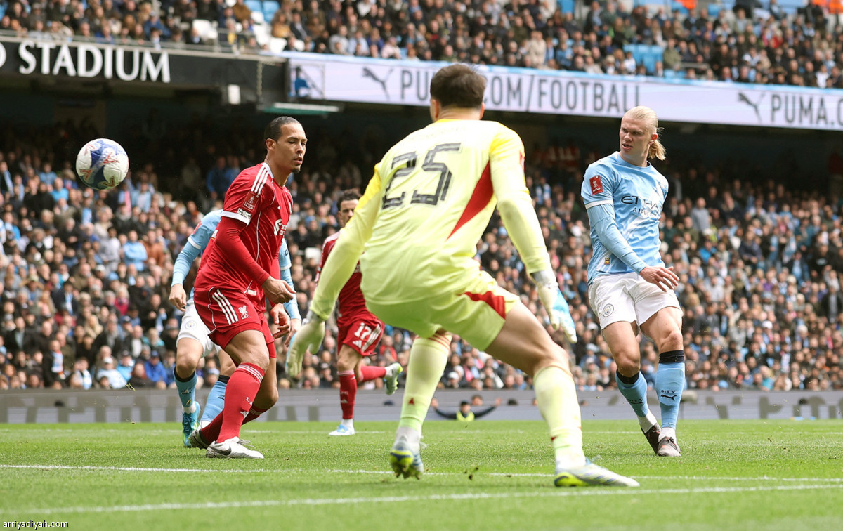 الهاتريك الـ 12