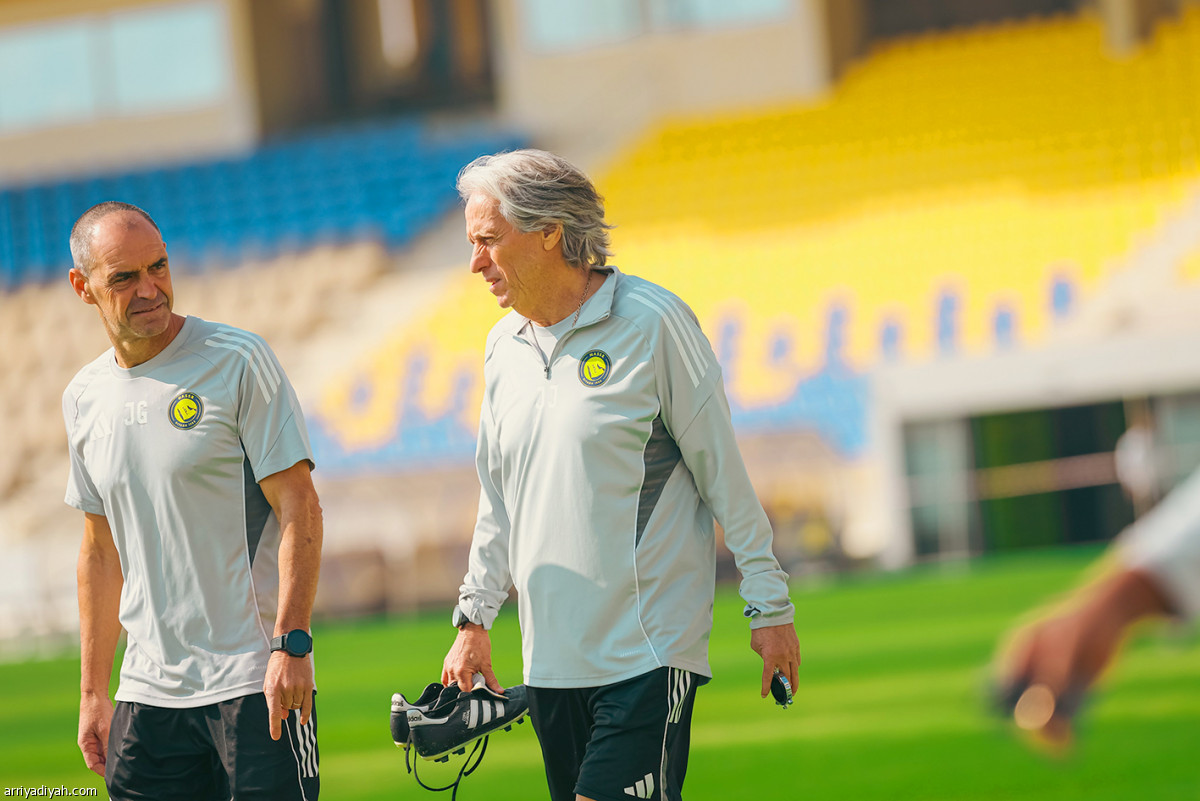 مشاركة الأجانب