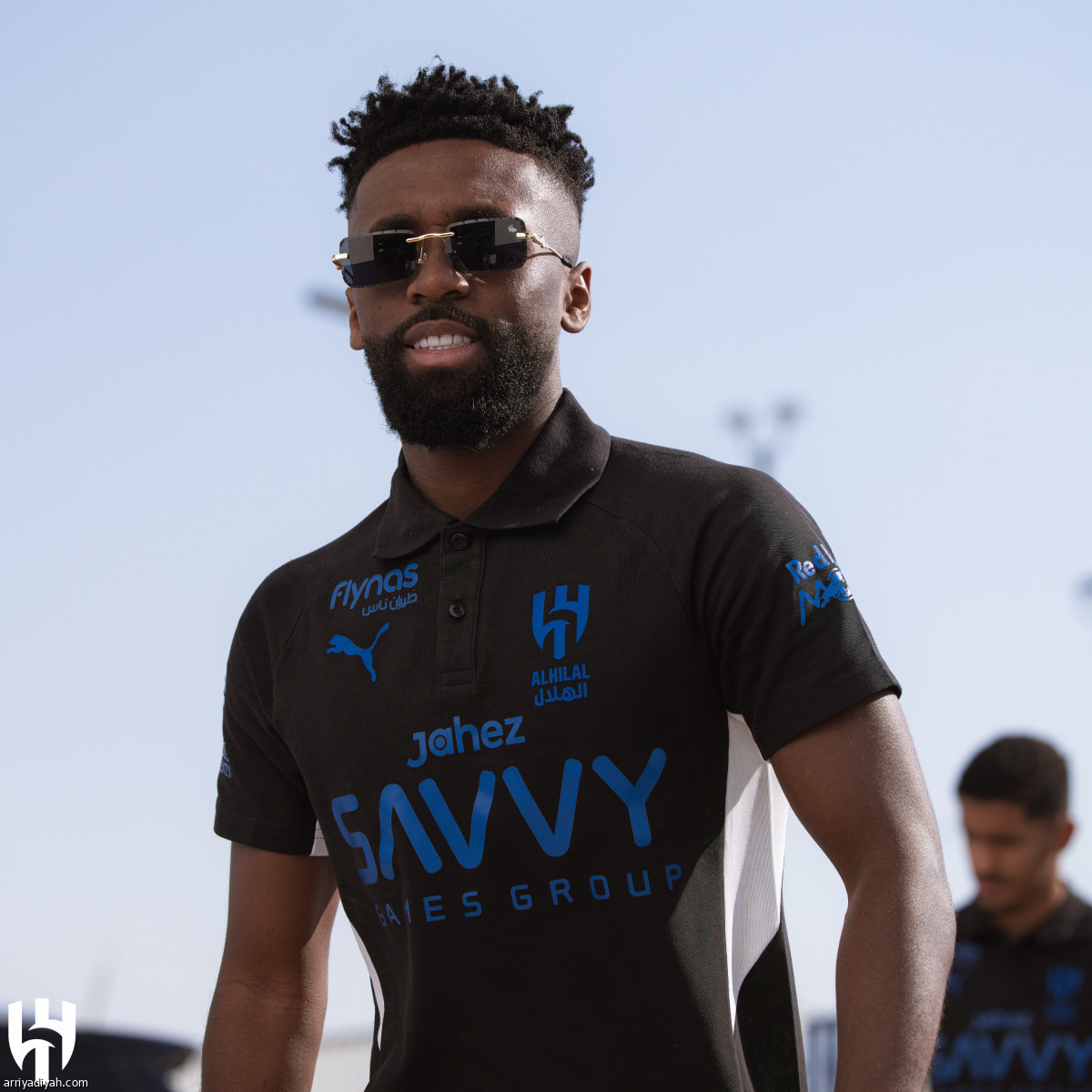 الهلال يتدرب ويغادر