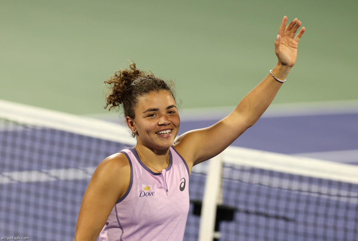 وداع حاملة اللقب