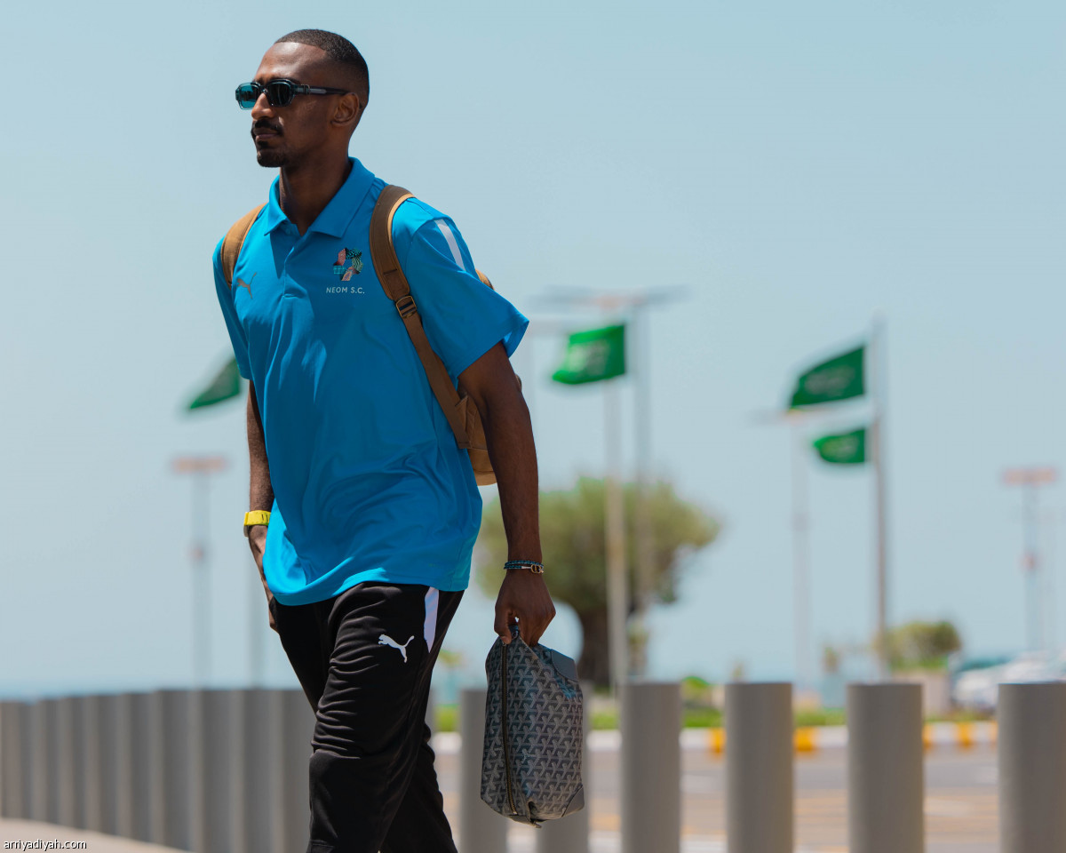 نيوم إلى إسبانيا