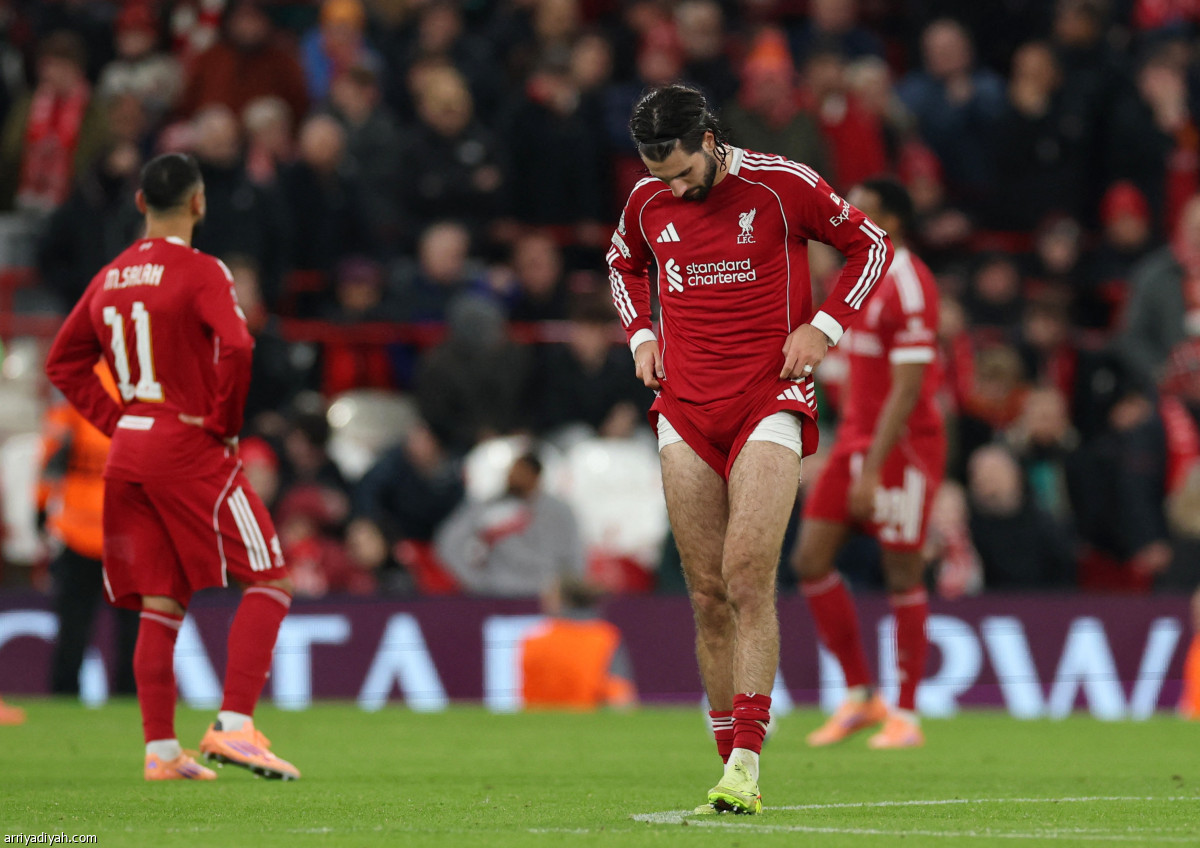 «الريدز».. المعاناة مستمرة