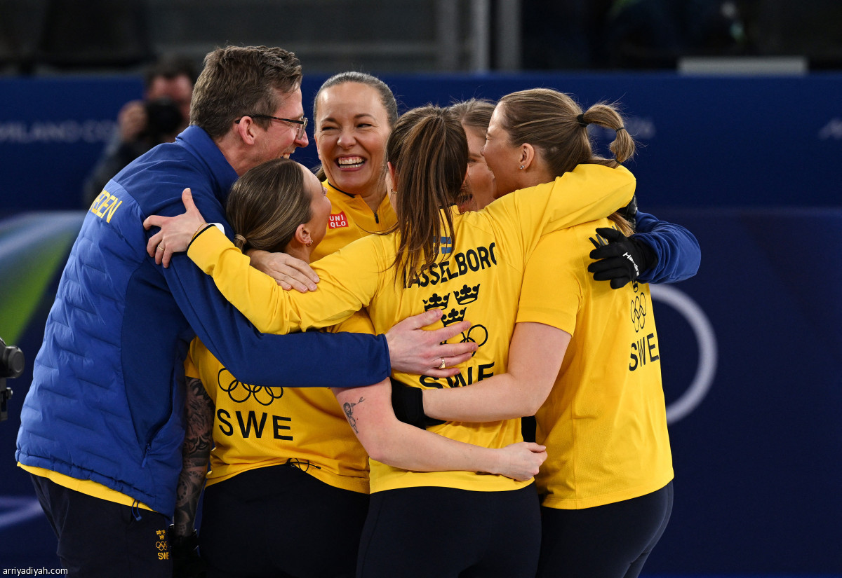 السويد إلى النهائي