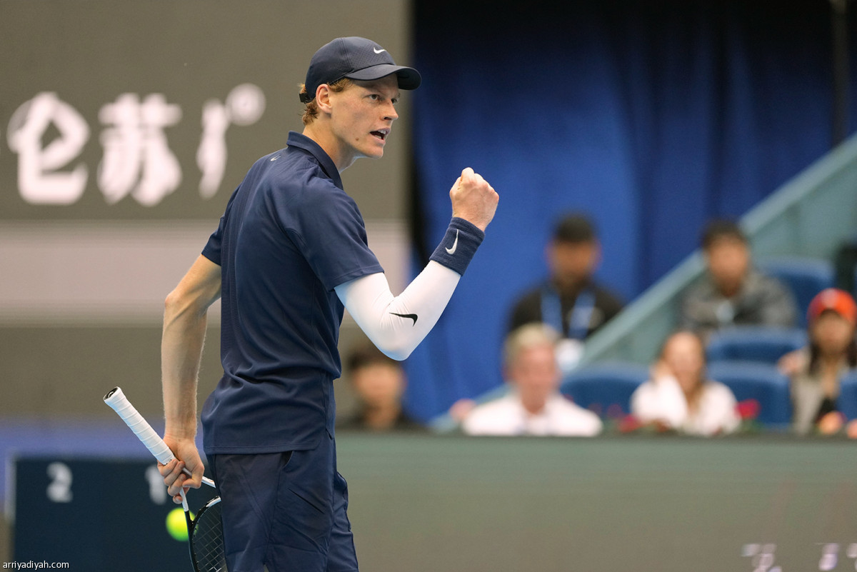 سينر إلى دور الثمانية