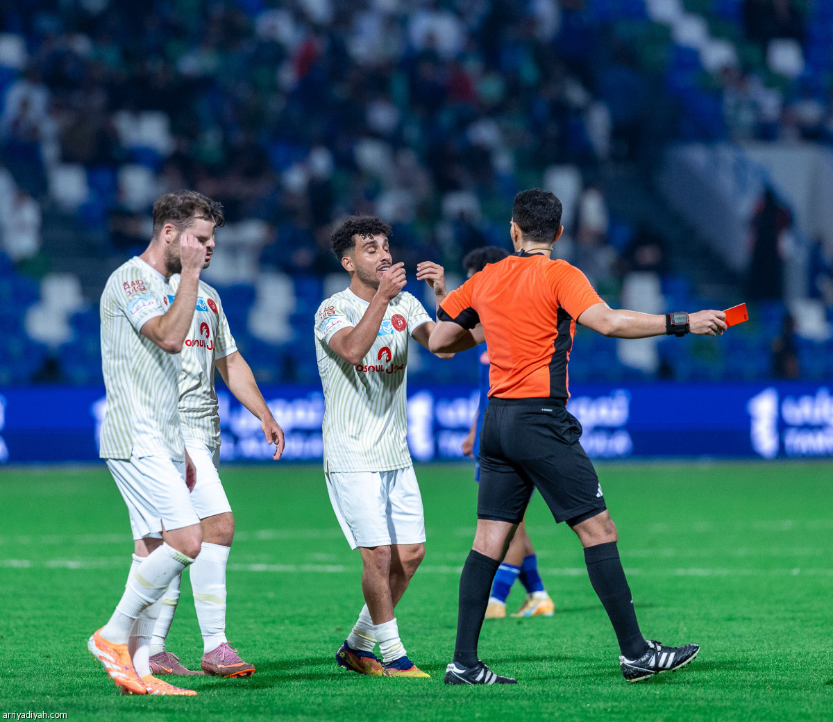 تعادل الفتح وضمك