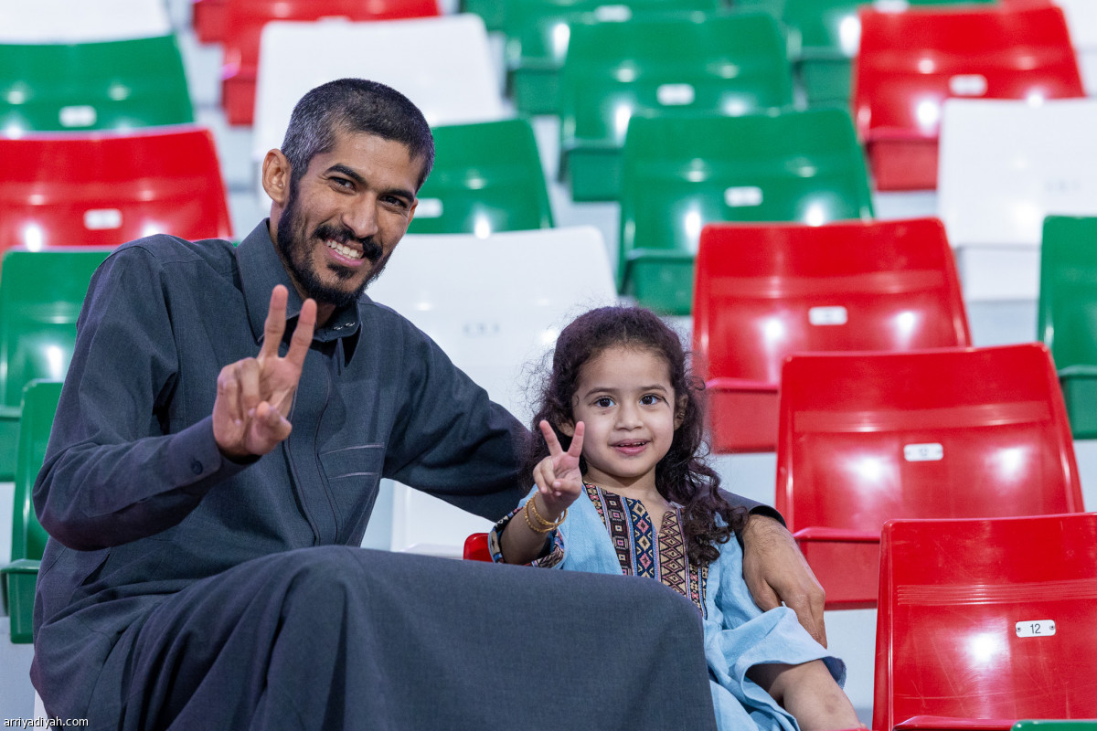 احتفالات.. واعتراضات