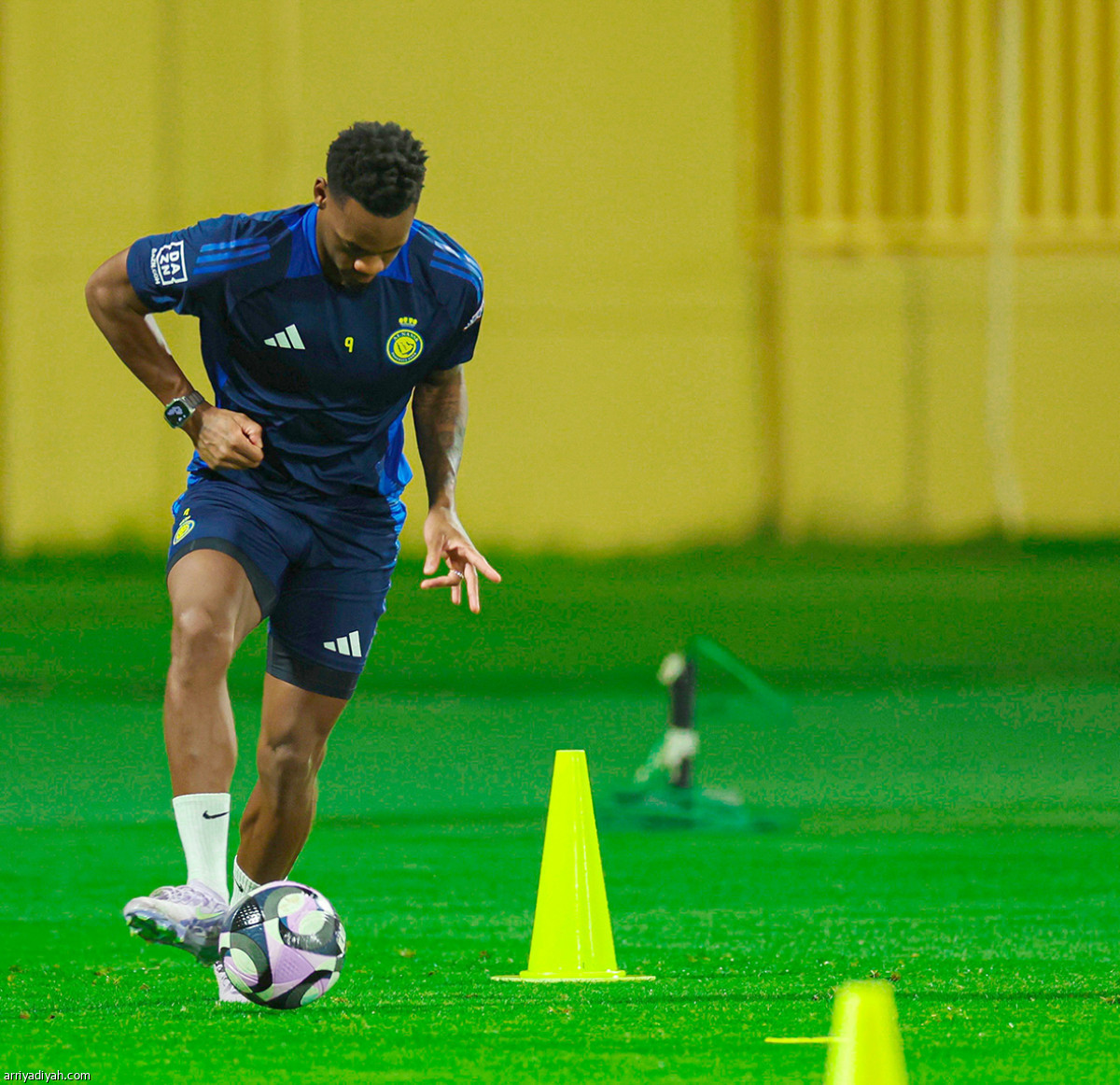 استعدادات متواصلة