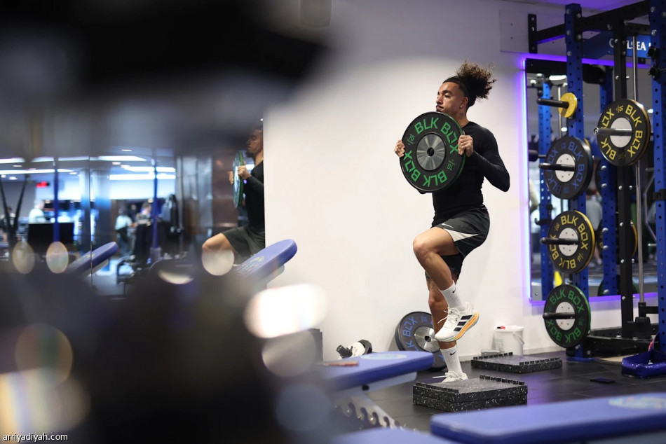 روسينيور: نراقب سوق الانتقالات.. وبالمر أساسي أمام الهامرز