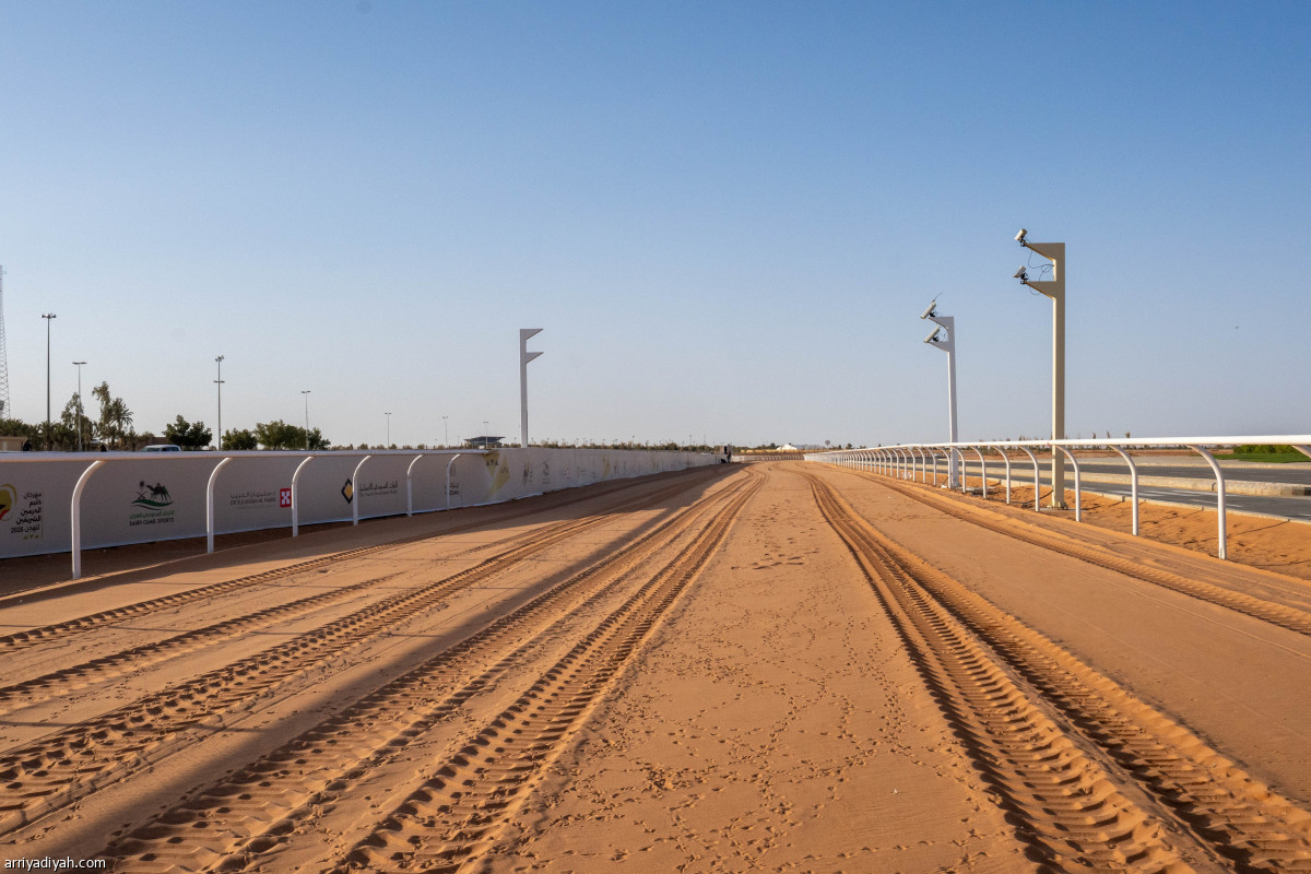 أرض الهجن جاهزة